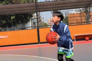 范志毅吐槽林书豪：男篮的都不上综艺了 我只能吐槽你了