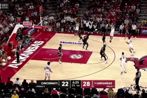 布雷登·伯里斯集锦！场均15.9分4.7板2.5助1.6断，模版格莱姆斯